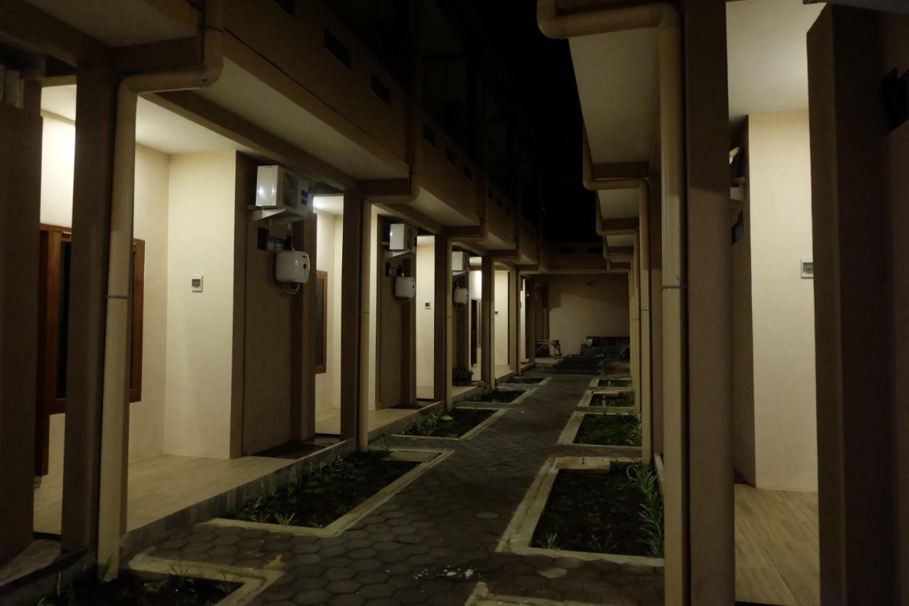 Ketapang  Harmoni Guest House Banyuwangi מראה חיצוני תמונה