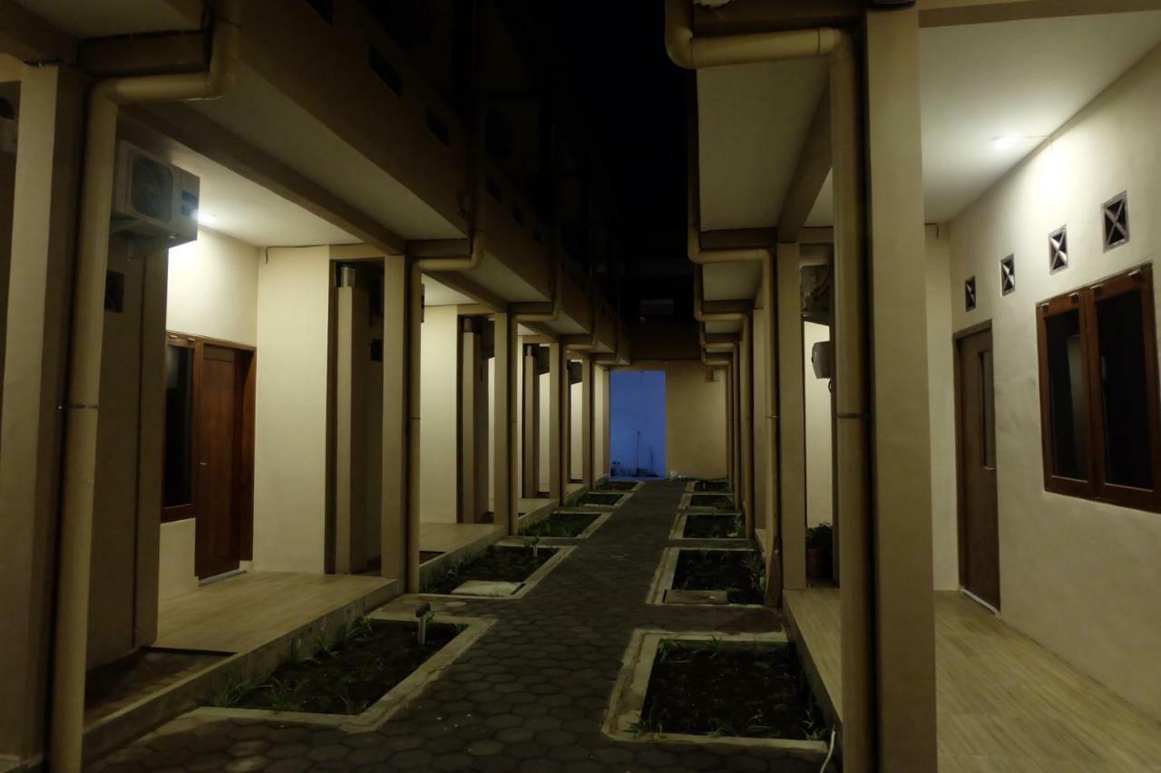 Ketapang  Harmoni Guest House Banyuwangi מראה חיצוני תמונה