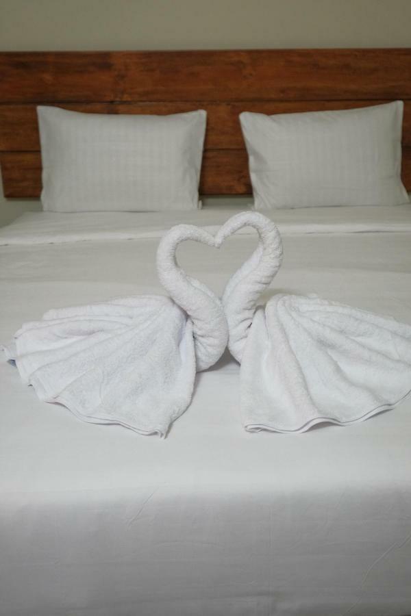 Ketapang  Harmoni Guest House Banyuwangi מראה חיצוני תמונה